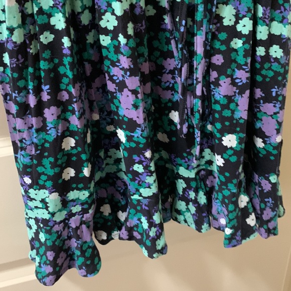 LOFT  Floral Smocked Flounce Dress - Size Small - Picture 7 of 14